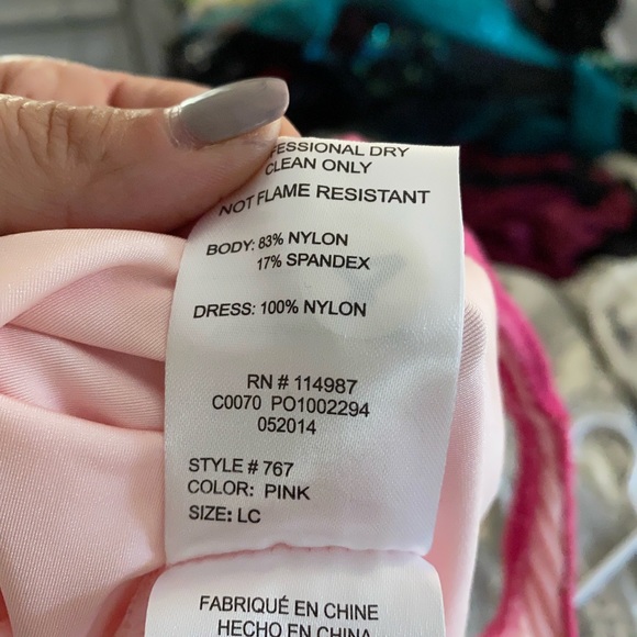 One piece costume - Picture 4 of 4